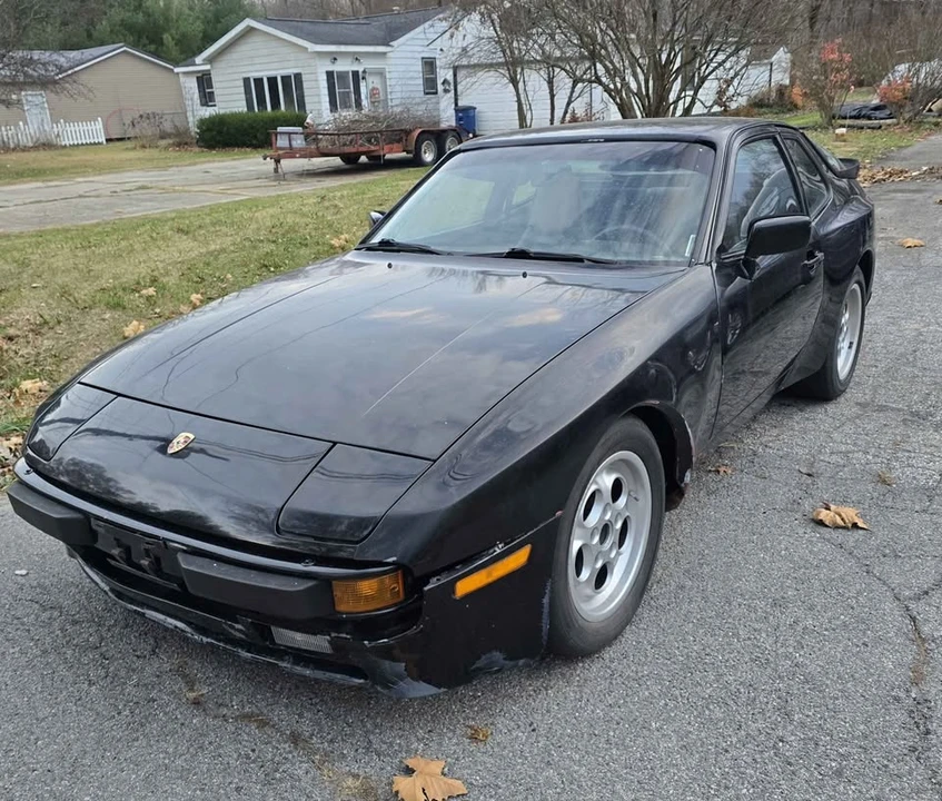 1984 Porsche 944 - Image 2 of 13