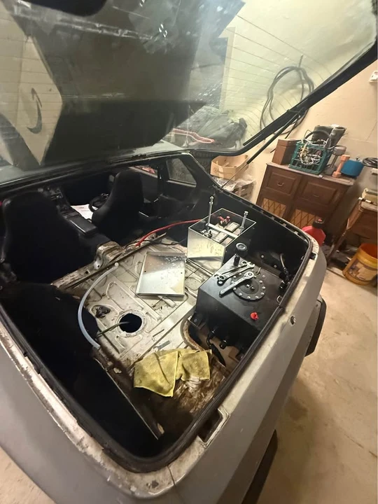 1984 Porsche 944 - Image 4 of 5