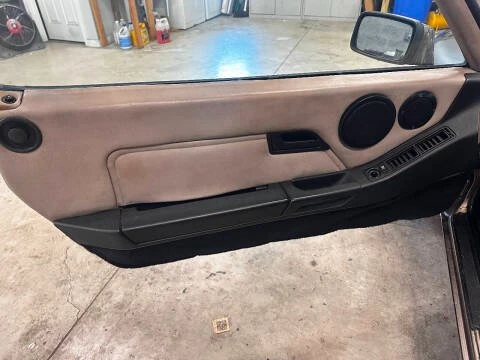 1984 Porsche 928 - Image 11 of 19