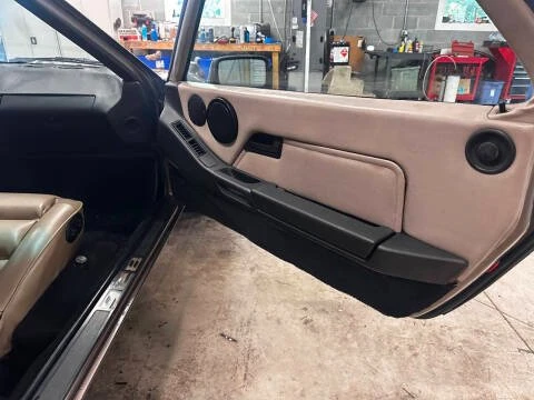 1984 Porsche 928 - Image 14 of 19
