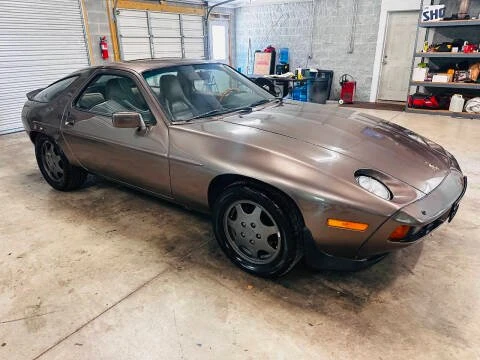 1984 Porsche 928 - Image 6 of 19