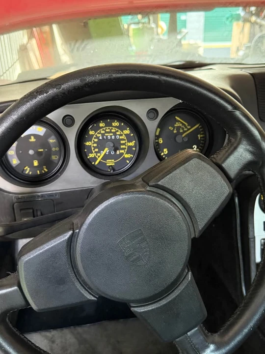 1984 Porsche 944 - Image 5 of 8