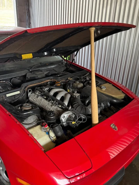 1984 Porsche 944 - Image 2 of 8