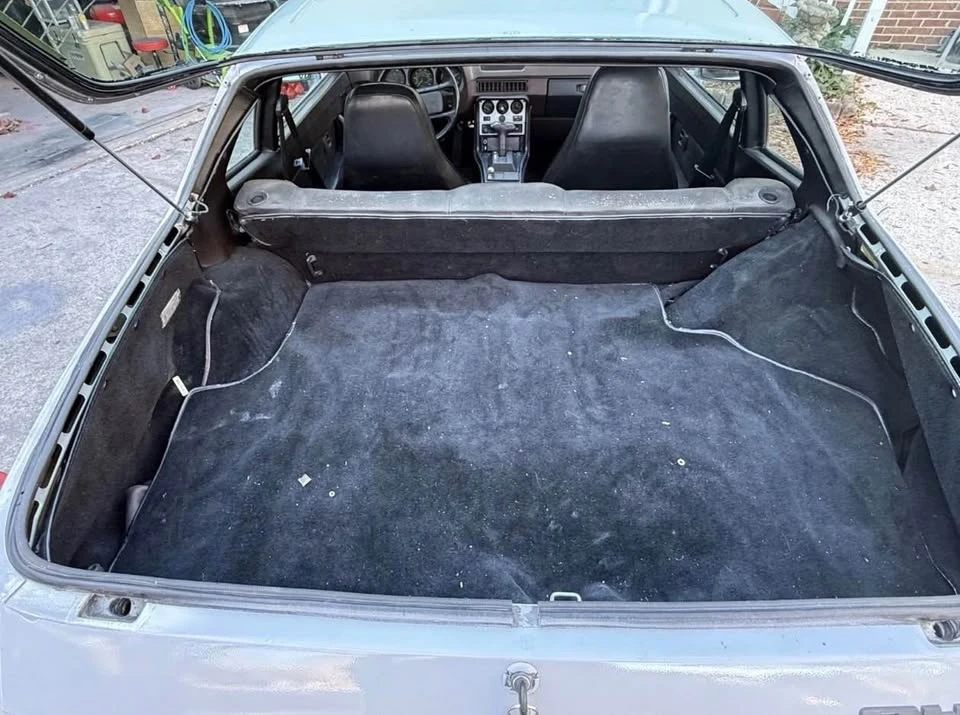 1984 Porsche 944 - Image 6 of 6
