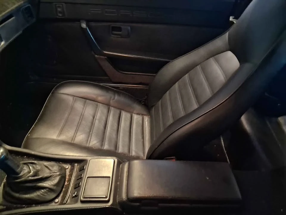 1984 Porsche 944 - Image 13 of 20