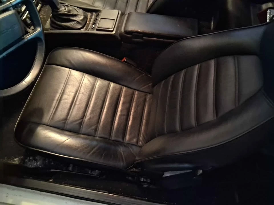 1984 Porsche 944 - Image 14 of 20