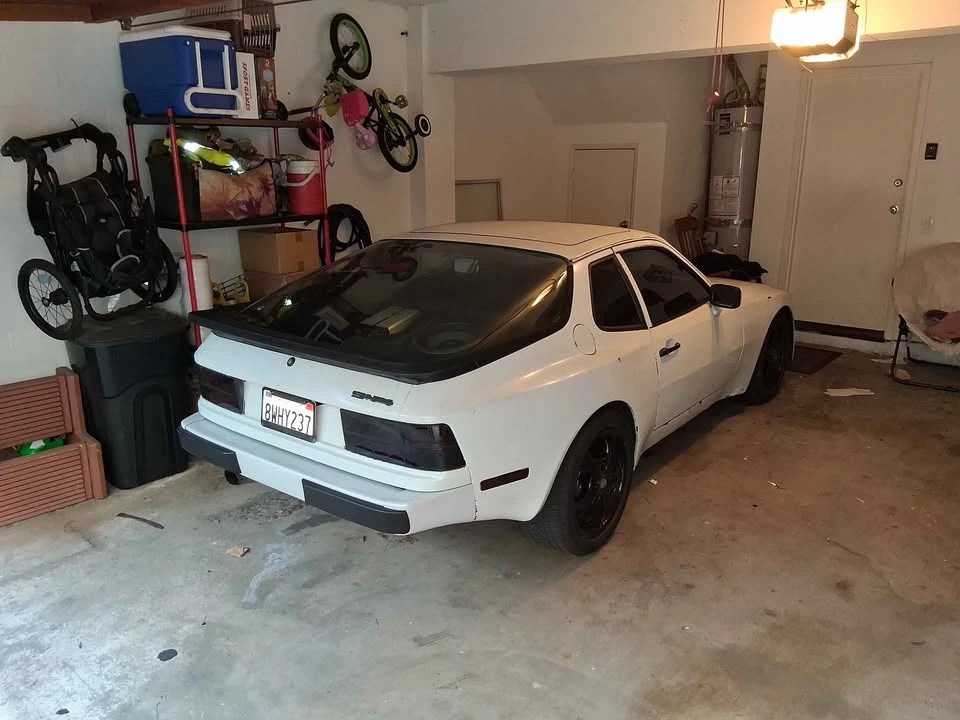 1984 Porsche 944 - Image 2 of 20