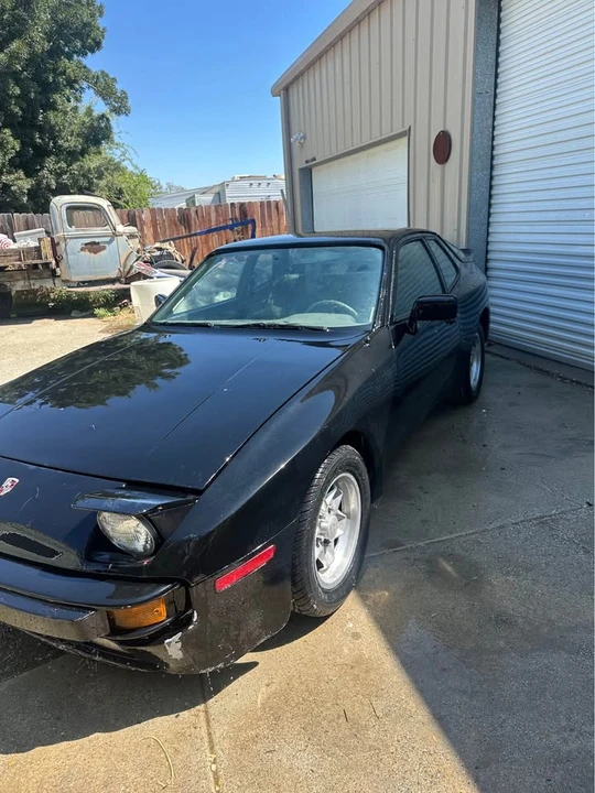1984 Porsche 944 - Image 4 of 7