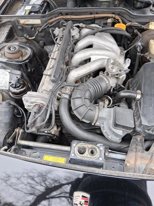 1984 Porsche 944 - Image 9 of 19