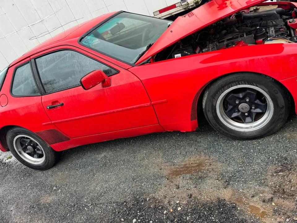 1984 Porsche 944 - Image 6 of 6