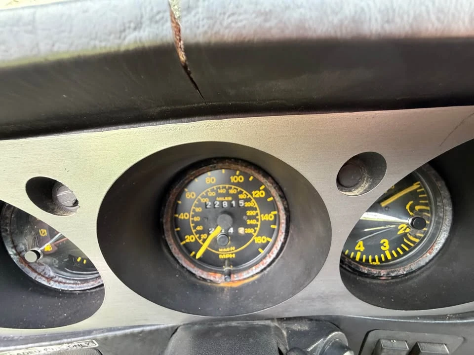 1984 Porsche 944 - Image 13 of 14