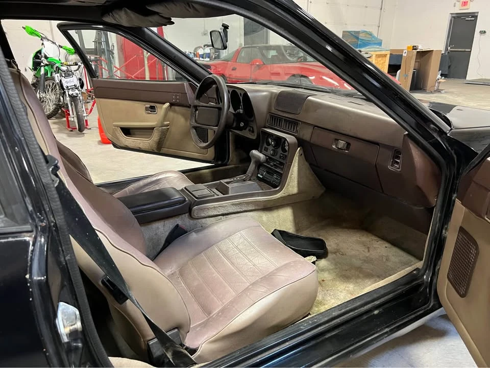 1984 Porsche 944 - Image 11 of 16
