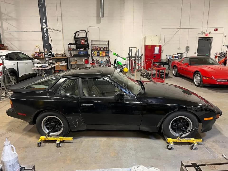 1984 Porsche 944 - Image 4 of 16