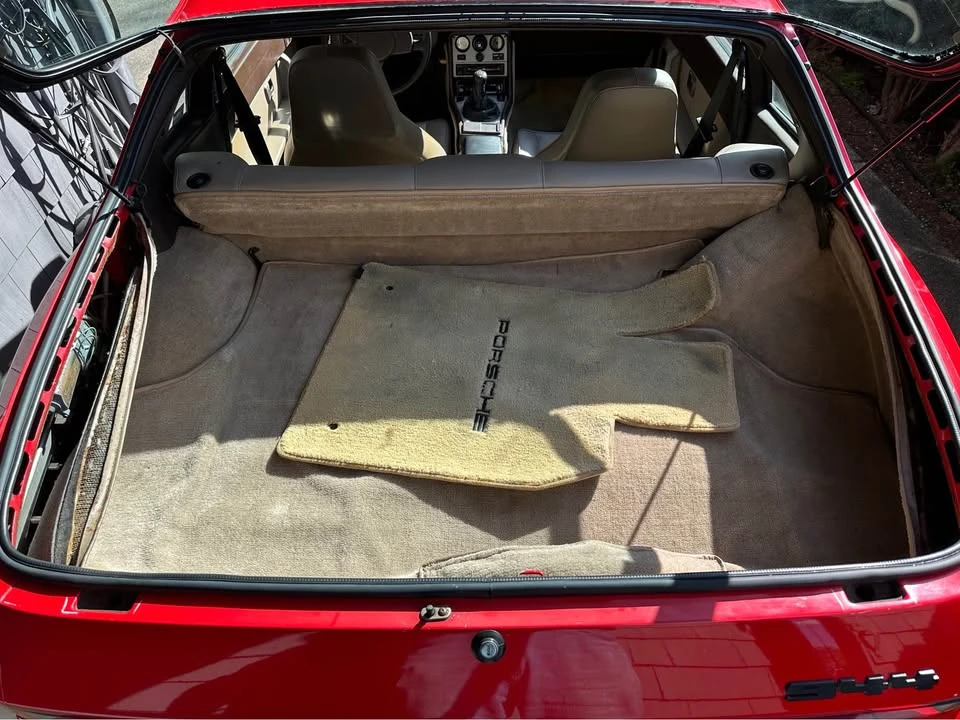 1984 Porsche 944 - Image 11 of 20