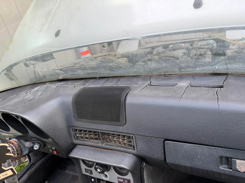 1984 Porsche 944 - Image 8 of 14