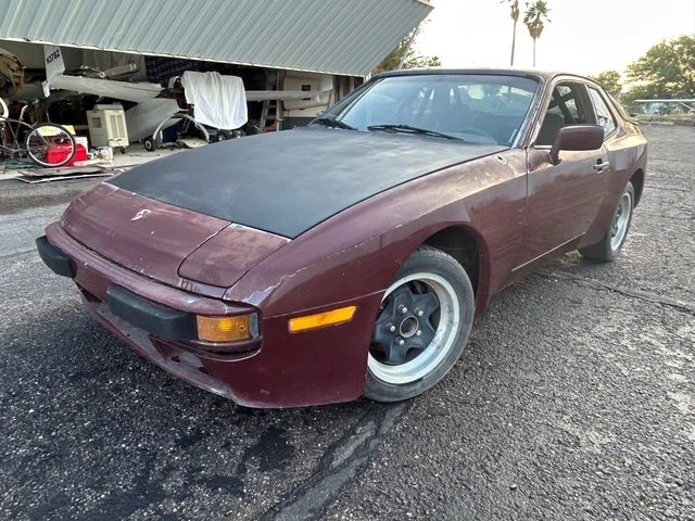 1984 Porsche 944 - Image 5 of 13