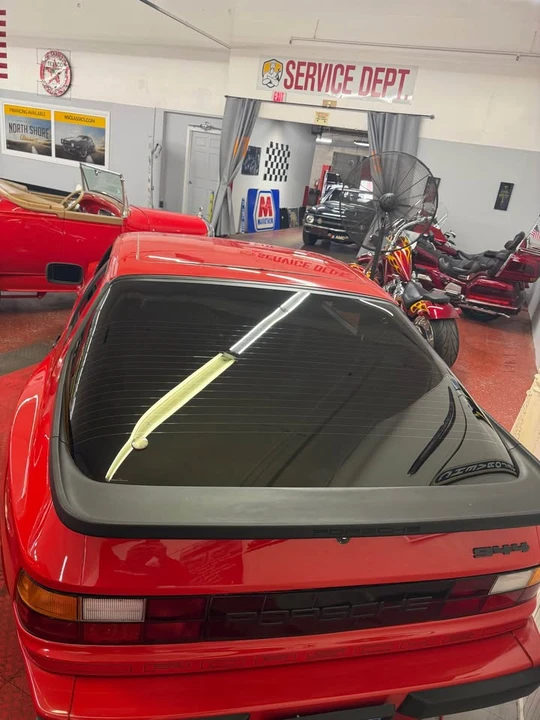 1984 Porsche 944 - Image 2 of 7