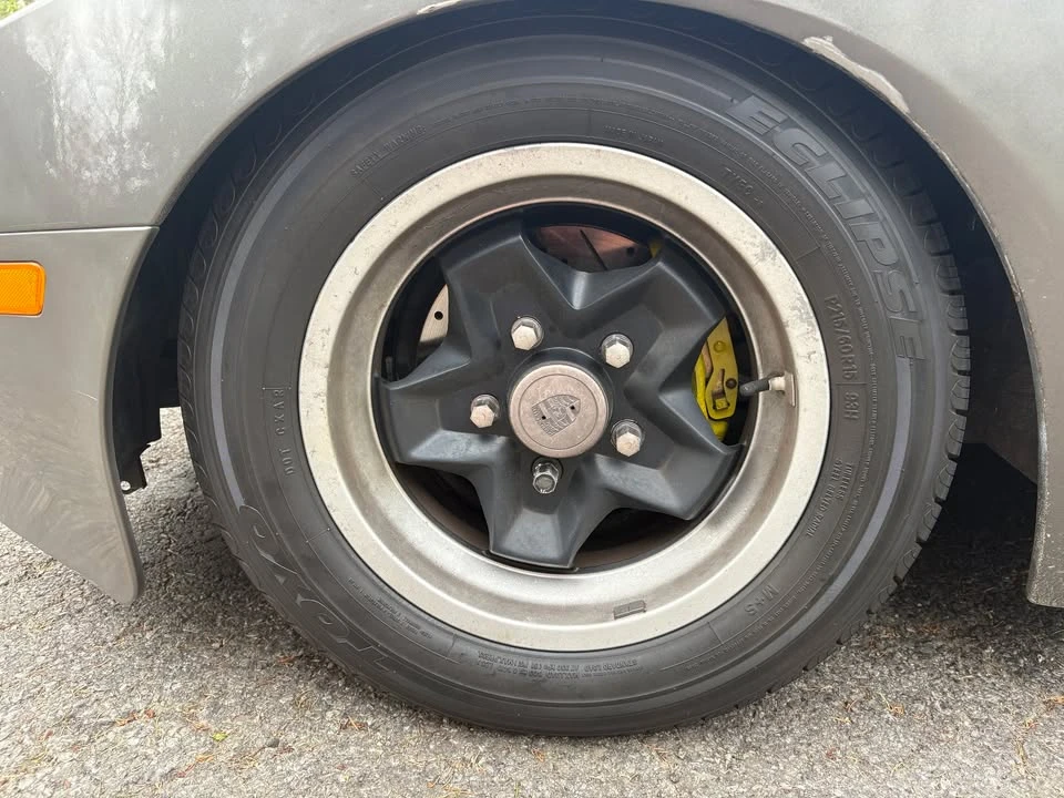 1984 Porsche 944 - Image 10 of 10