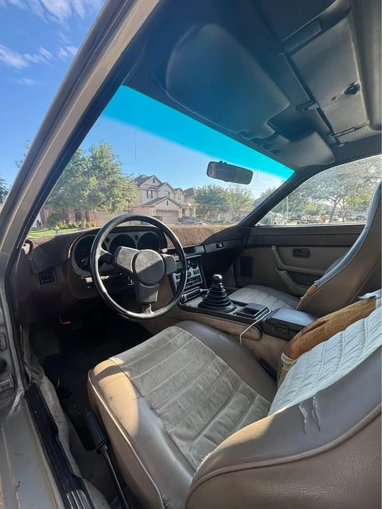 1984 Porsche 944 - Image 10 of 14