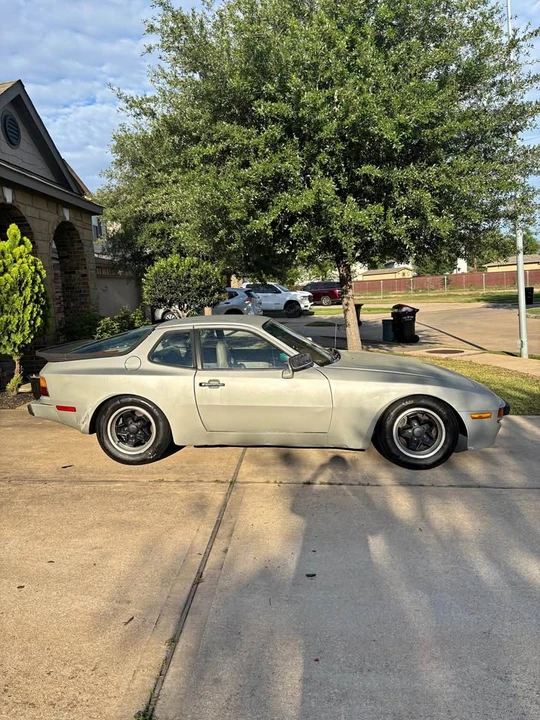 1984 Porsche 944 - Image 2 of 14