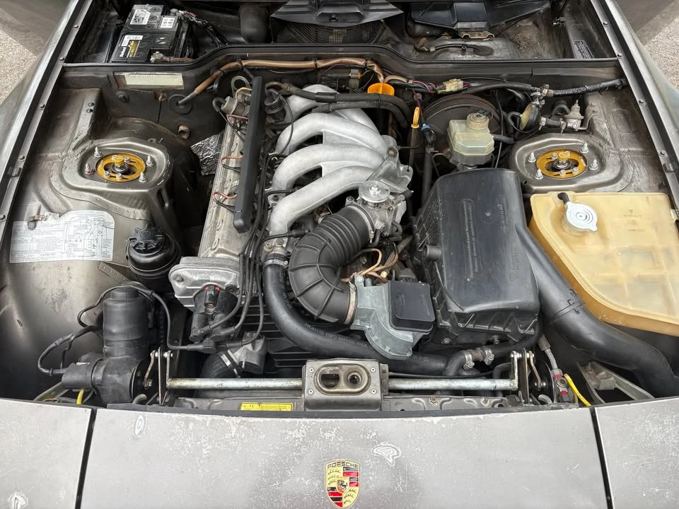 1984 Porsche 944 - Image 7 of 10