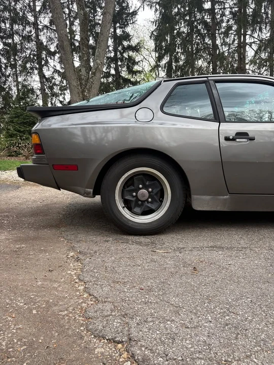 1984 Porsche 944 - Image 4 of 10