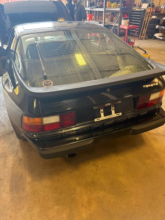1984 Porsche 944 - Image 8 of 10