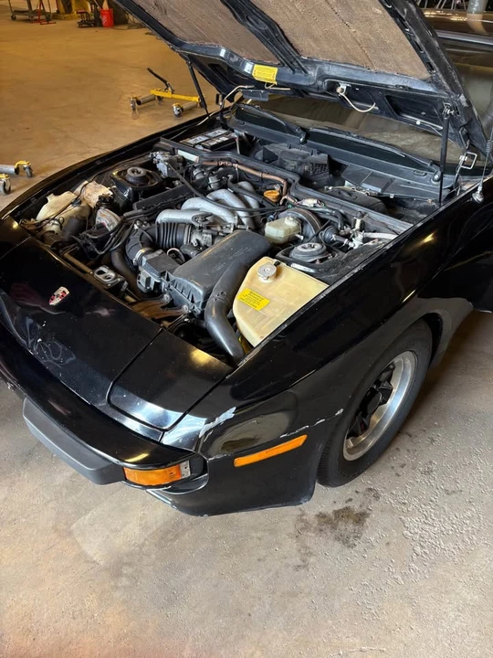 1984 Porsche 944 - Image 5 of 10