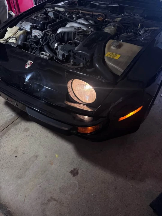 1984 Porsche 944 - Image 9 of 10