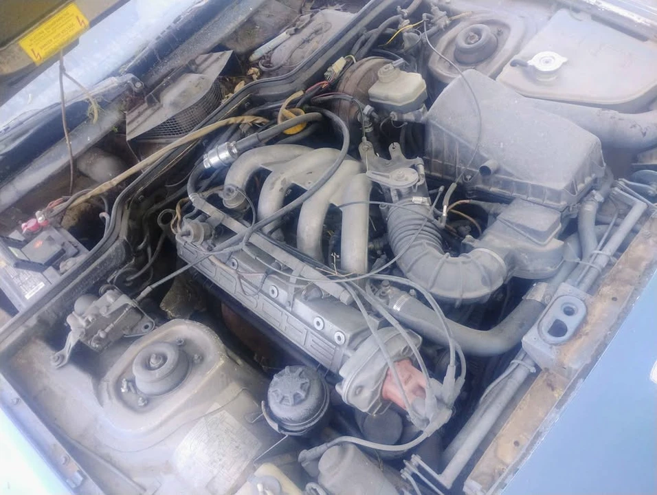 1984 Porsche 944 - Image 5 of 7