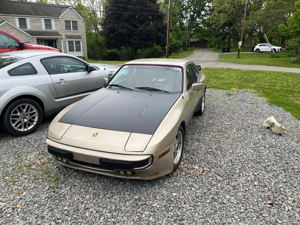 1984 Porsche 944 - Image 2 of 11