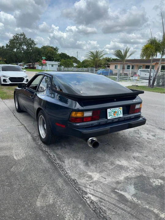 1984 Porsche 944 - Image 3 of 6
