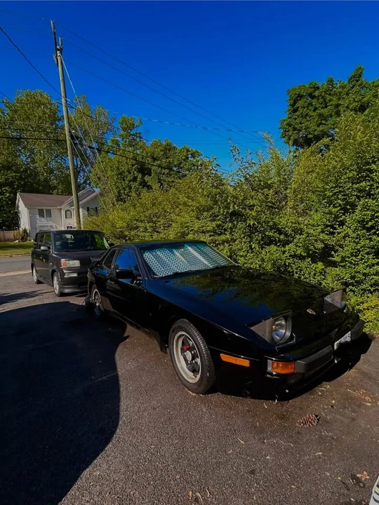 1984 Porsche 944 - Image 4 of 5