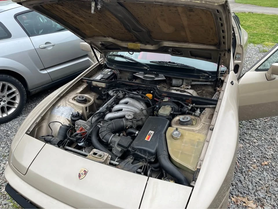1984 Porsche 944 - Image 10 of 11