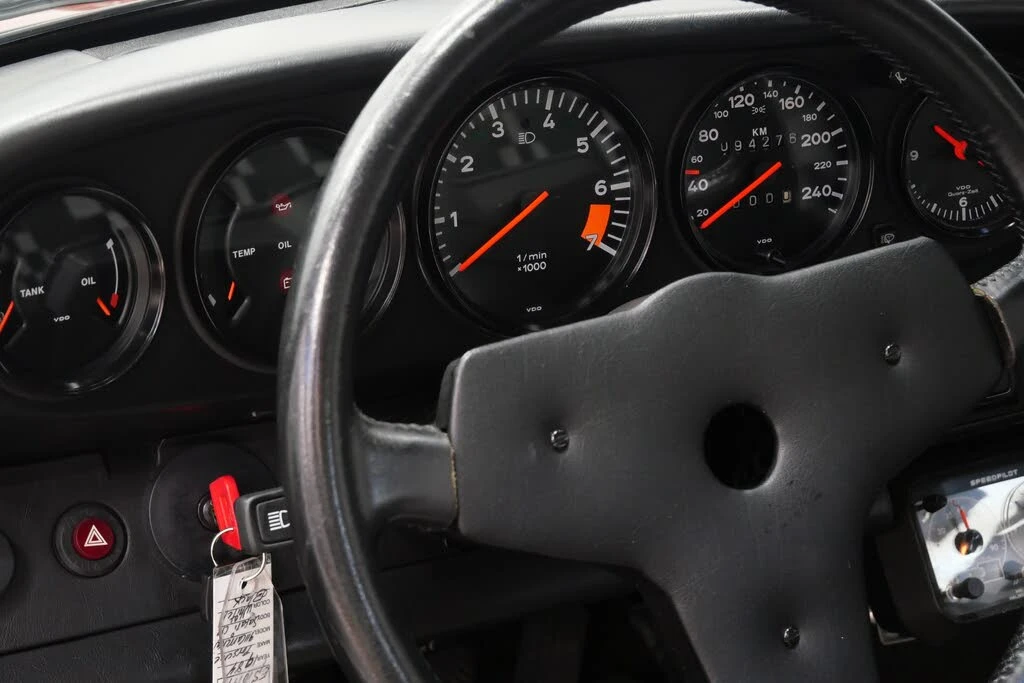 1984 Porsche 911 Carrera 3.2 - Image 26 of 31