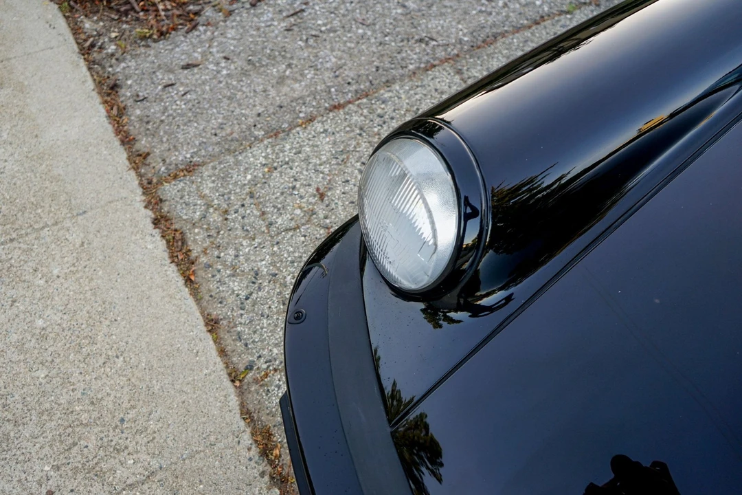 1984 Porsche 911 Carrera 3.2 - Image 8 of 20