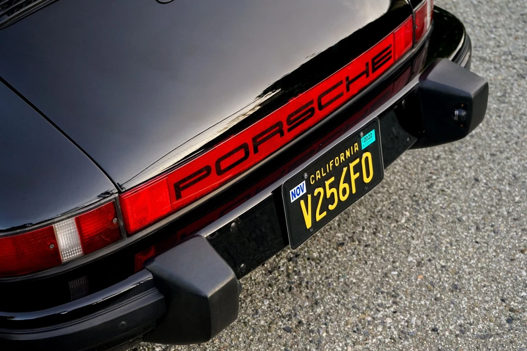 1984 Porsche 911 Carrera 3.2 - Image 10 of 20