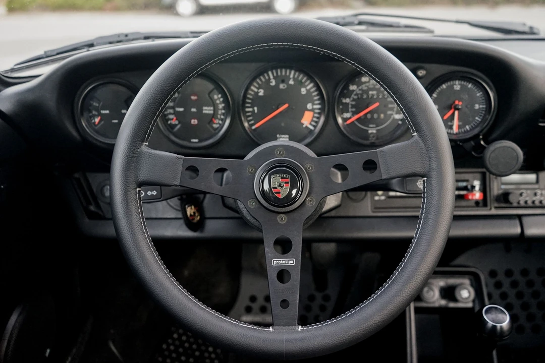 1984 Porsche 911 Carrera 3.2 - Image 16 of 20