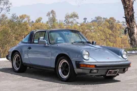 1984 Porsche 911 Carrera 3.2 Targa