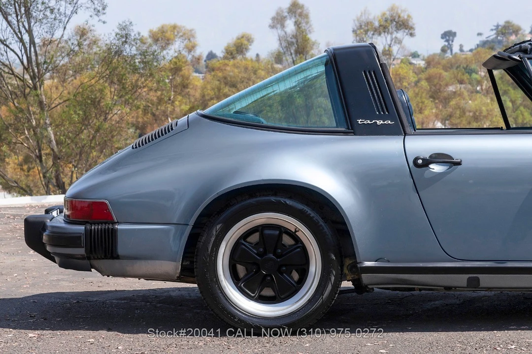 1984 Porsche 911 Carrera 3.2 - Image 17 of 31