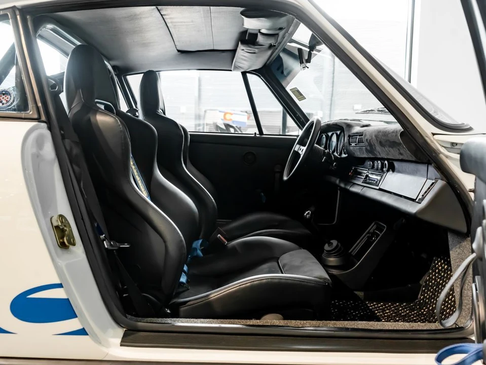 1984 Porsche 911 Carrera 3.2 - Image 25 of 31