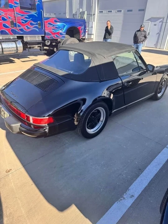 1984 Porsche 911 Carrera 3.2 - Image 6 of 8