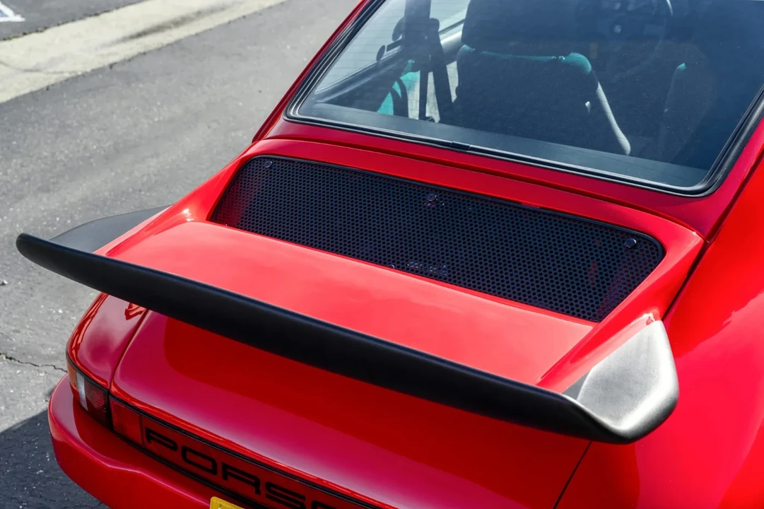 1984 Porsche 911 Carrera 3.2 - Image 12 of 21