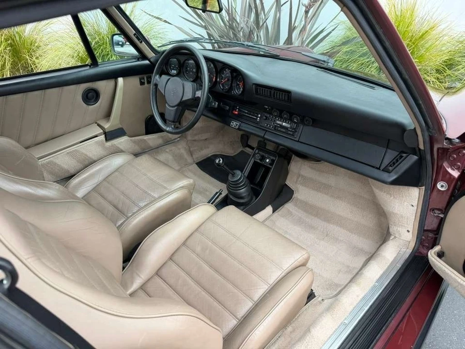 1984 Porsche 911 Carrera 3.2 - Image 12 of 23