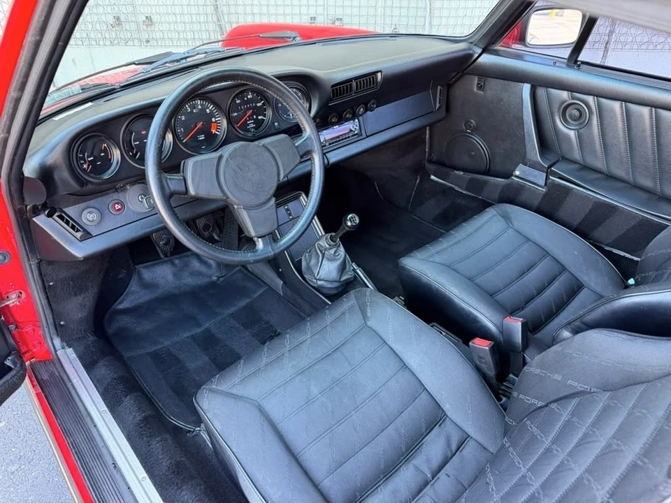 1984 Porsche 911 Carrera 3.2 - Image 10 of 24