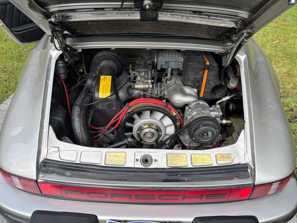 1984 Porsche 911 Carrera 3.2 - Image 4 of 17