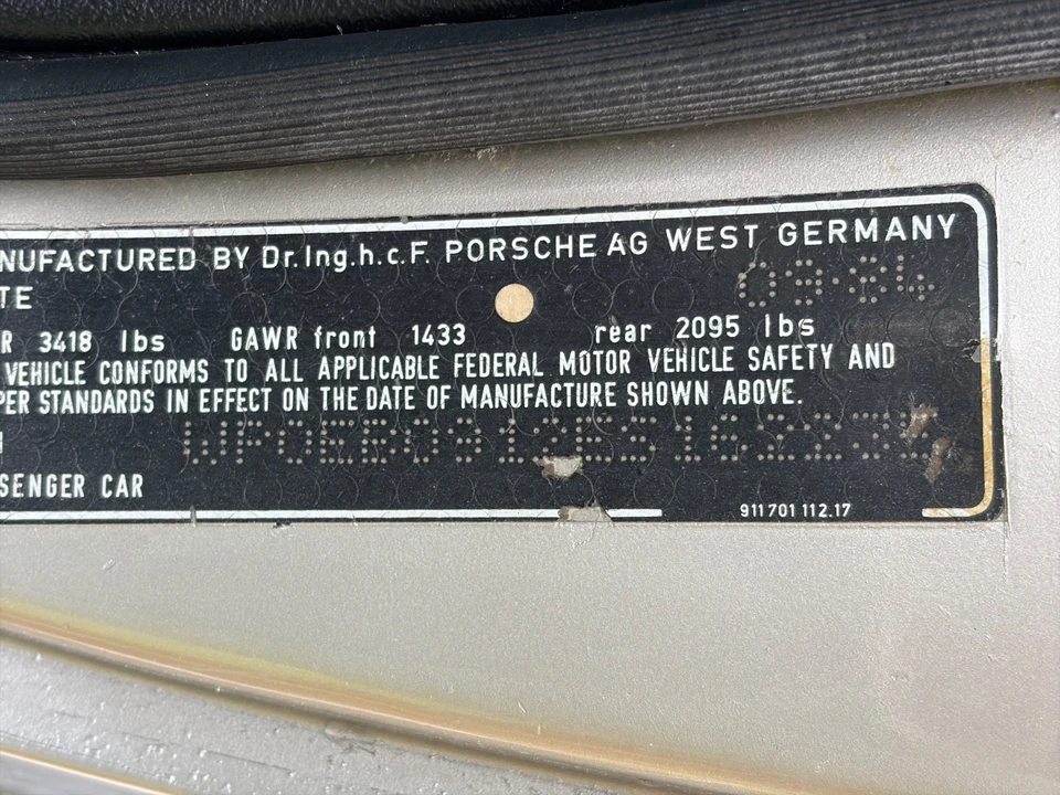 1984 Porsche 911 Carrera 3.2 - Image 9 of 17