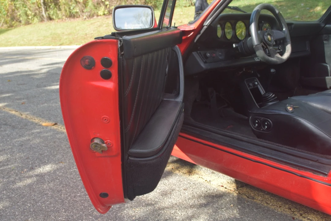 1984 Porsche 911 Carrera 3.2 - Image 22 of 31