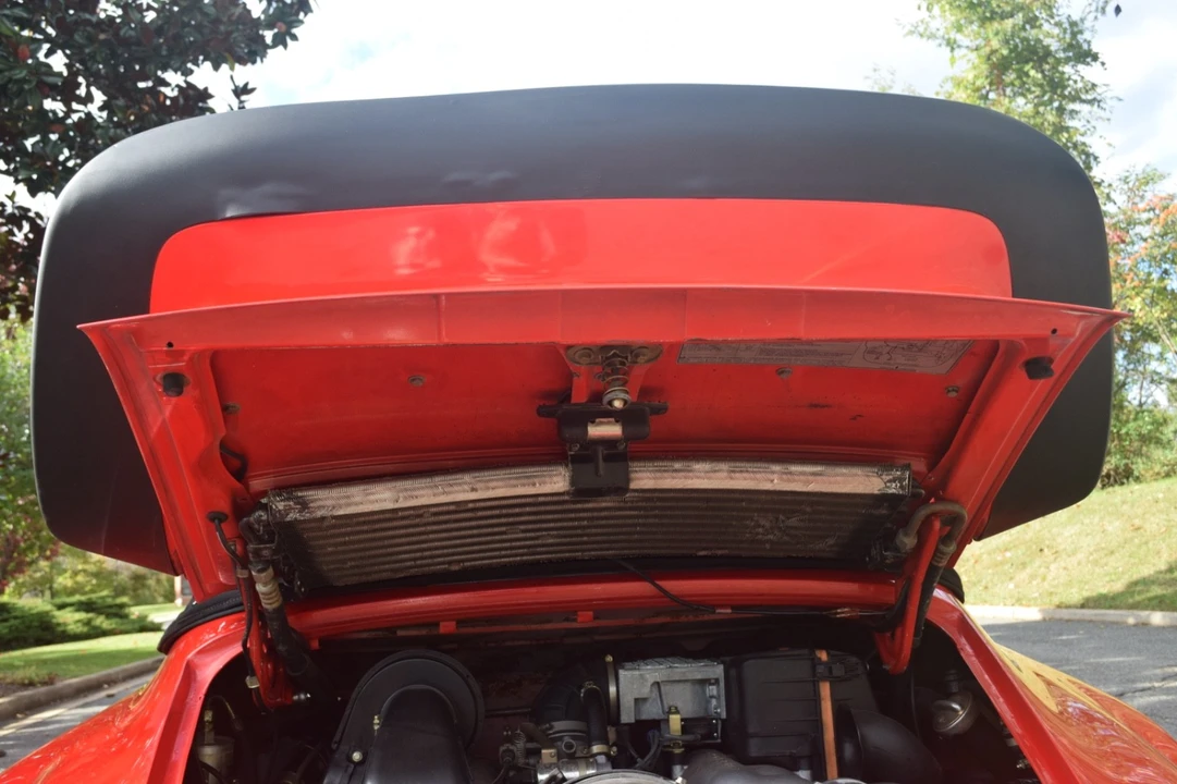 1984 Porsche 911 Carrera 3.2 - Image 25 of 31