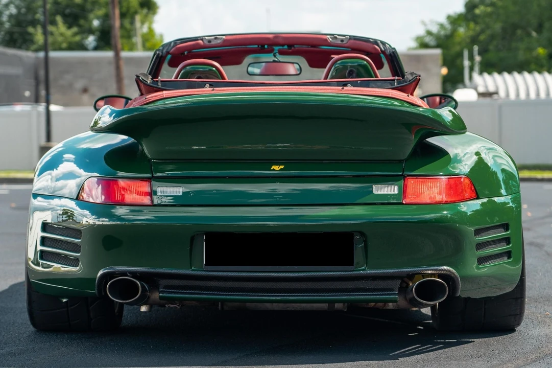 1984 Porsche 911 Carrera 3.2 - Image 12 of 18